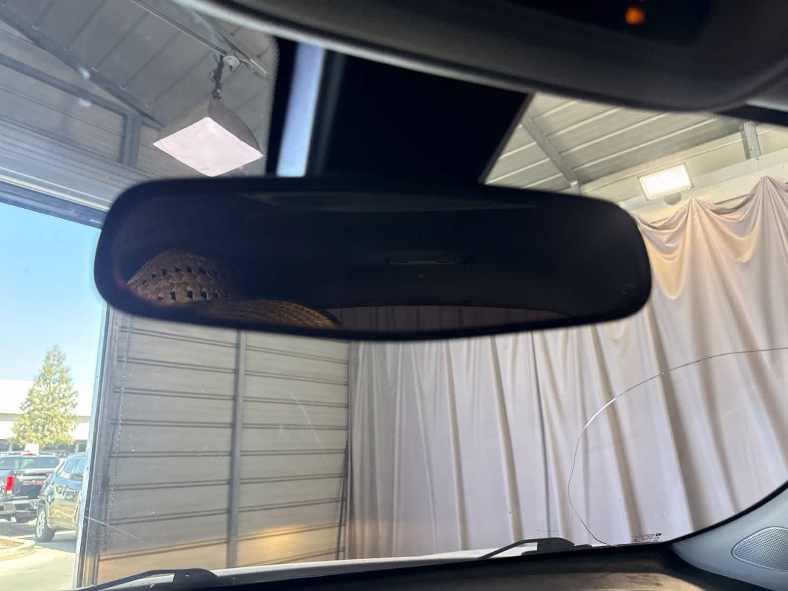 Used 2019 Chevrolet Malibu LT FWD image 26