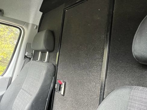 Used 2017 Mercedes-Benz Sprinter 3500 w/ Driver Comfort Package image 34