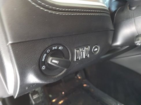 Used 2022 Dodge Charger SXT w/ Plus Group image 17