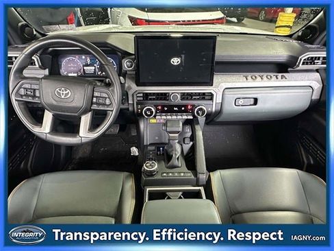 Used 2025 Toyota 4Runner Trailhunter image 16
