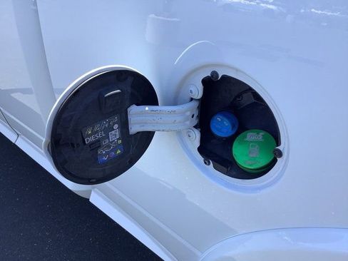 Used 2022 RAM 3500 Laramie image 24