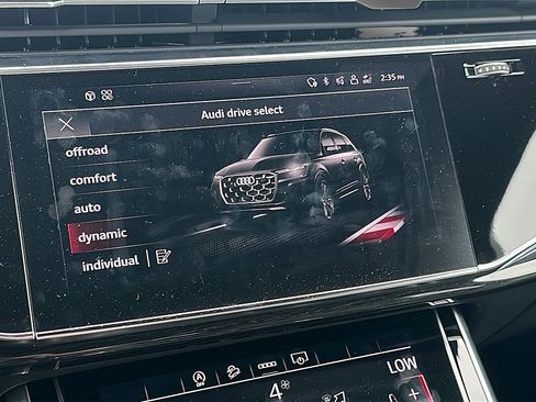Used 2025 Audi Q7 3.0T Premium Plus AWD/4WD image 18