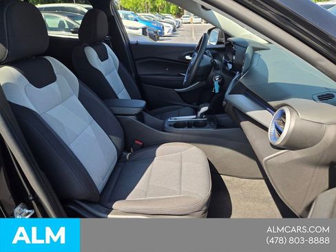 Used 2025 Chevrolet Trax LS FWD image 15