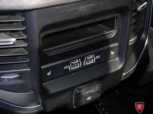 Used 2025 RAM 3500 Laramie AWD/4WD image 58