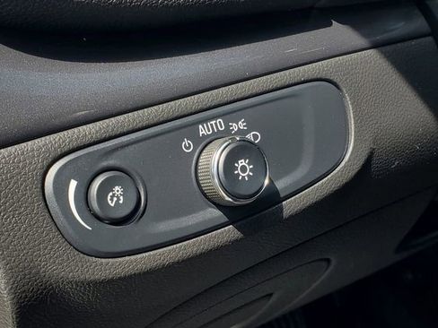 Used 2018 Buick Encore Preferred FWD image 9