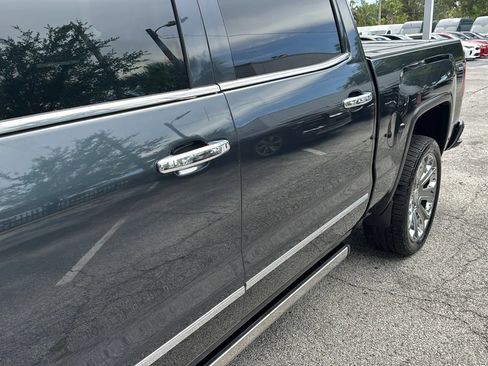 Used 2017 GMC Sierra 1500 Denali w/ Denali Ultimate Package AWD/4WD image 41