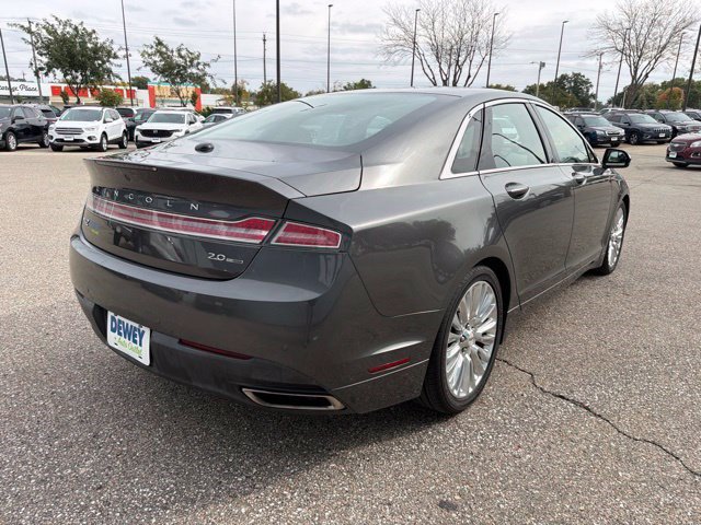 Used 2016 Lincoln MKZ w/ Equipment Group 200A Select FWD image 5