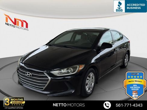 Used 2018 Hyundai Elantra SE w/ SE Connectivity Package 04 FWD image 1