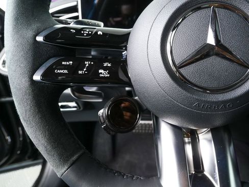 Used 2025 Mercedes-Benz E 53 AMG e 4MATIC Sedan image 10