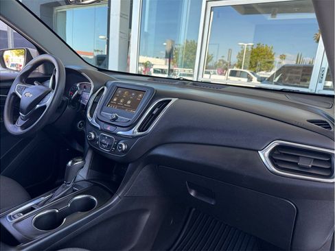 Used 2019 Chevrolet Equinox LT FWD image 21