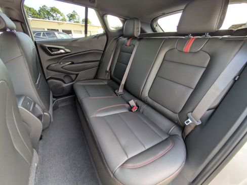 New 2026 Chevrolet Trax RS w/ Sunroof Package image 8