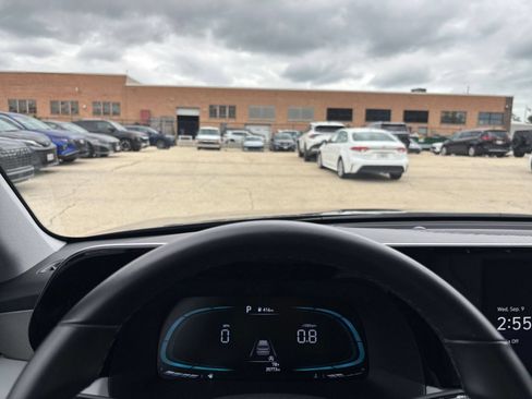 Used 2024 Hyundai Palisade SEL FWD image 34