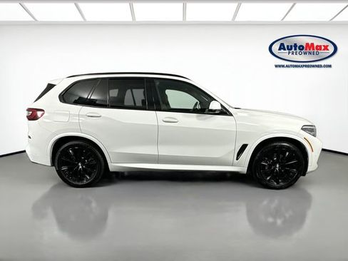 Used 2022 BMW X5 xDrive40i w/ M Sport Package AWD/4WD image 10