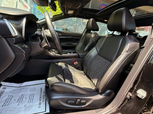 Used 2019 Nissan Maxima SR w/ Premium Package FWD image 10