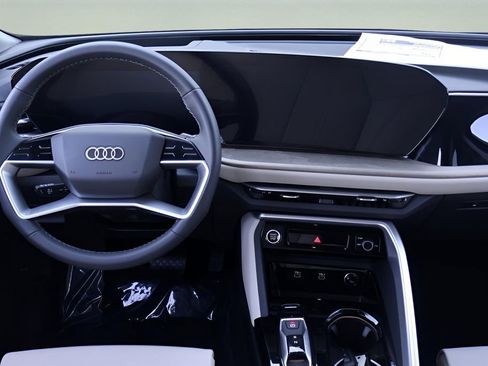 New 2025 Audi Q5 Premium Plus image 14
