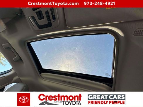 Certified 2023 Toyota Sienna XLE image 26