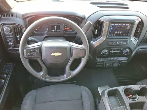 Certified 2023 Chevrolet Silverado 1500 Custom image 19