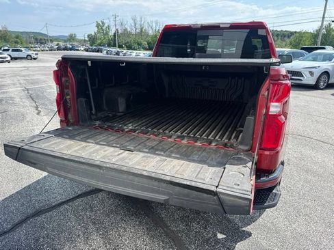 Certified 2022 Chevrolet Silverado 1500 RST w/ Convenience Package II AWD/4WD image 12