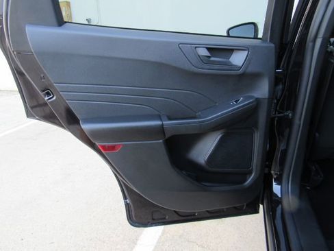 Used 2024 Ford Escape Active image 17