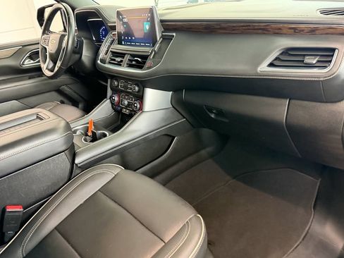 Used 2023 Chevrolet Tahoe Premier RWD image 17