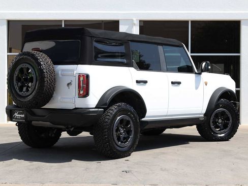 Used 2021 Ford Bronco Badlands AWD/4WD image 8