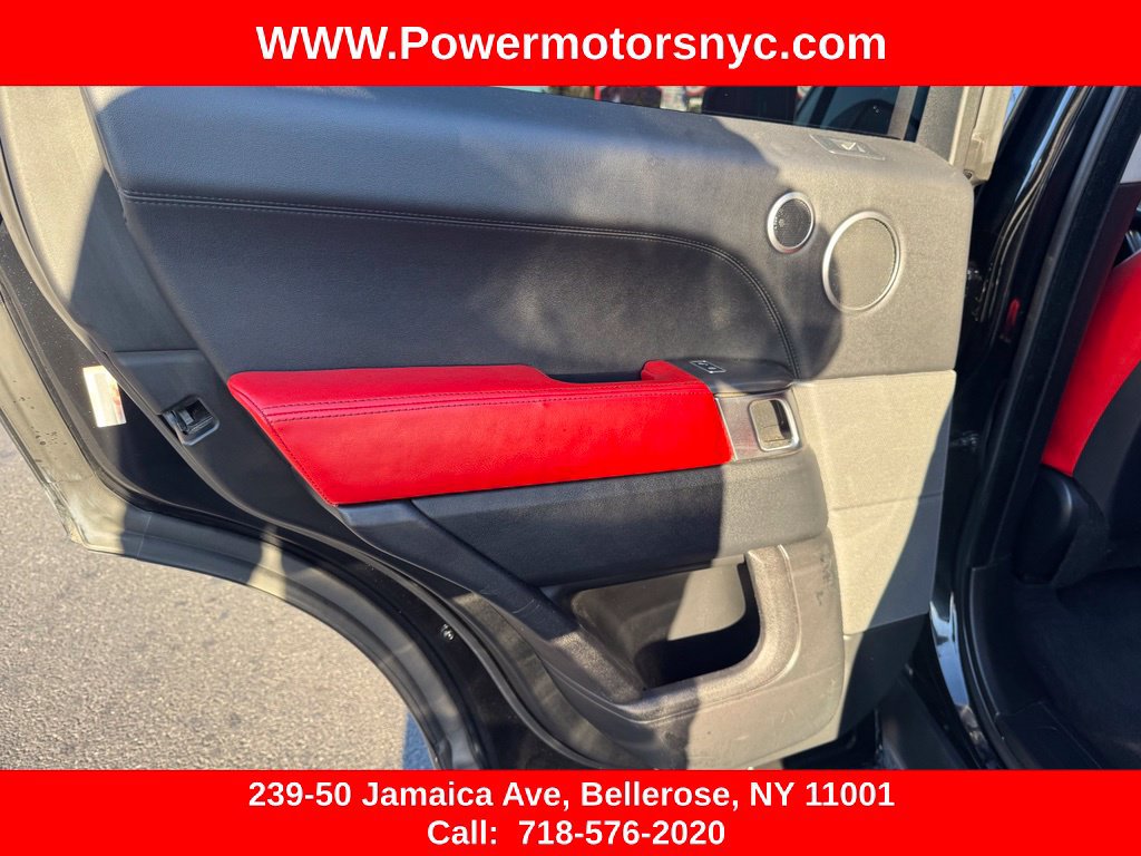 Used 2017 Land Rover Range Rover Sport SE AWD/4WD image 19