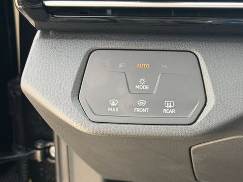 New 2026 Volkswagen ID.4 Pro AWD/4WD image 22