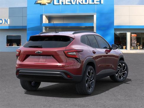 New 2025 Chevrolet Trax RS w/ Driver Confidence Package image 4