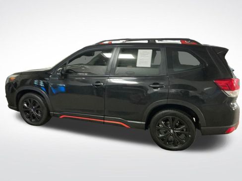 Used 2024 Subaru Forester Sport image 2