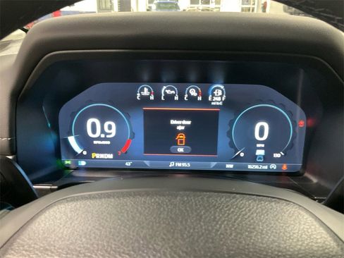 Used 2024 Ford Ranger Lariat w/ FX4 Off-Road Package image 28