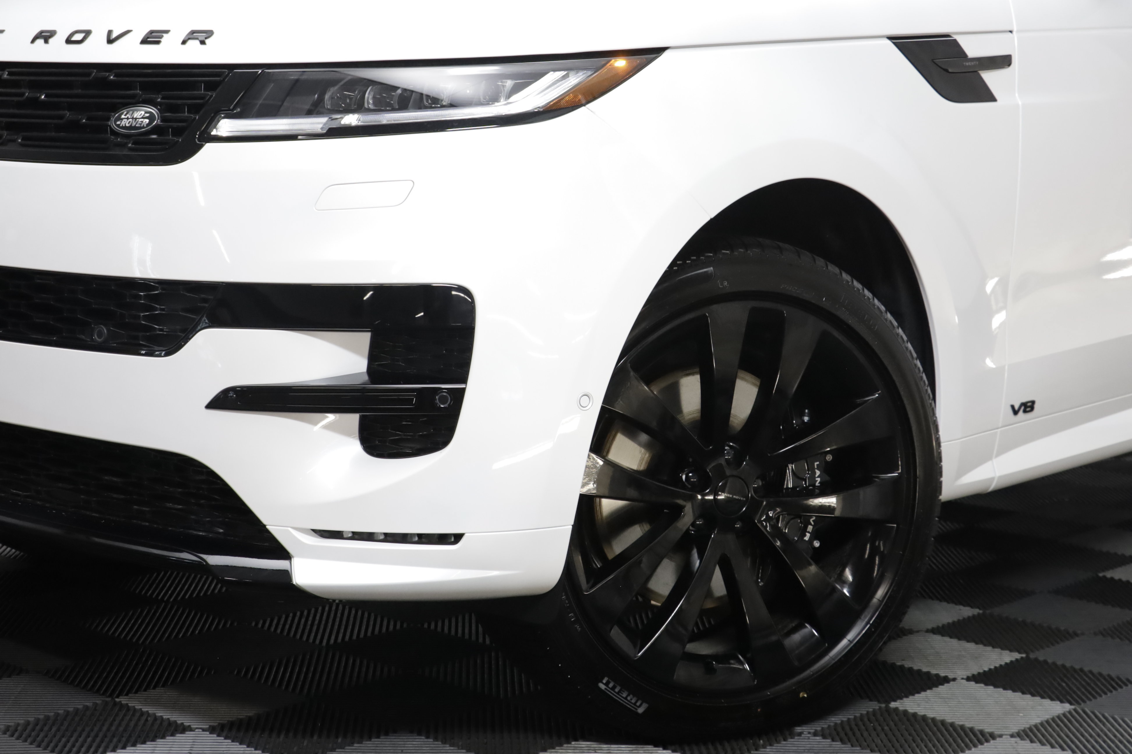New 2027 Land Rover Range Rover Sport Twenty Edition AWD/4WD image 4