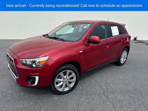 Used 2015 Mitsubishi Outlander Sport SE FWD image 1