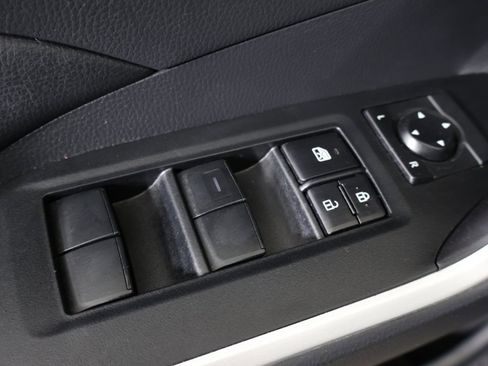 Used 2019 Toyota RAV4 LE image 34