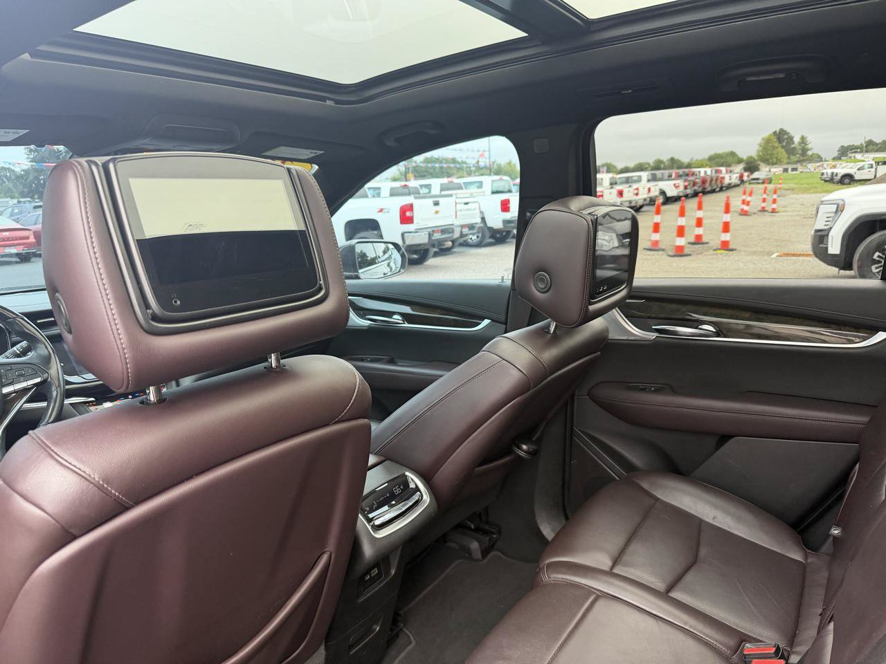 Used 2020 Cadillac XT6 Premium Luxury FWD image 19