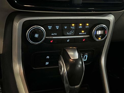 Used 2019 Ford EcoSport Titanium FWD image 21
