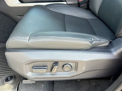 Used 2025 Toyota Tundra SR5 w/ SR5 Premium Package AWD/4WD image 16