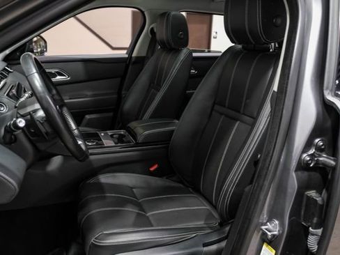 Used 2019 Land Rover Range Rover Velar S image 36