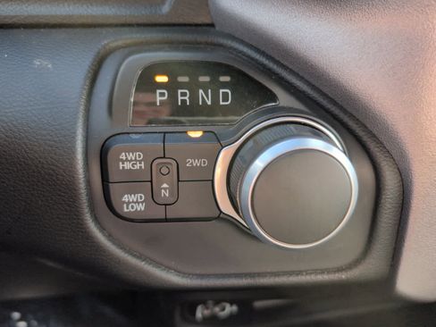 Used 2024 RAM 2500 Big Horn w/ Bed Utility Group image 21