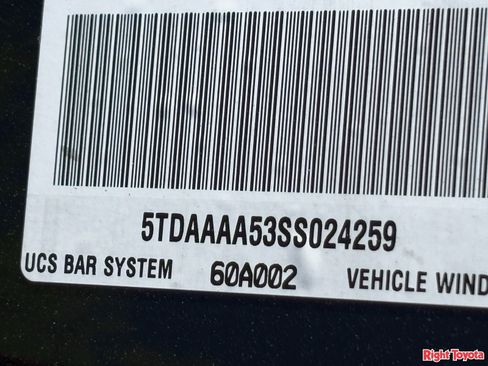 Certified 2025 Toyota Grand Highlander FWD image 33