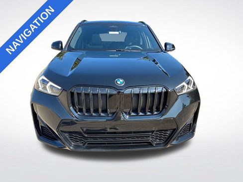 Used 2025 BMW X1 xDrive28i w/ M Sport Package AWD/4WD image 9