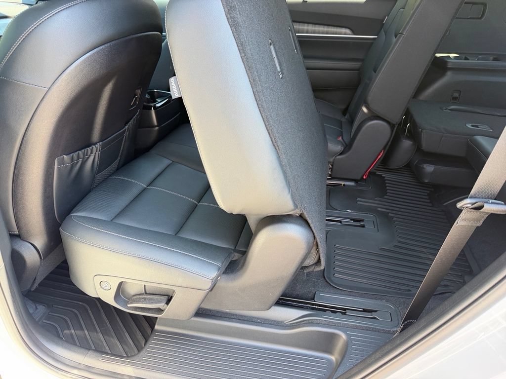 Used 2025 Kia Telluride EX FWD image 16