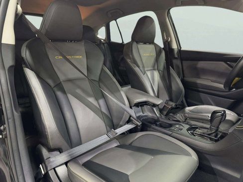 Used 2022 Subaru Crosstrek 2.5i Sport image 12