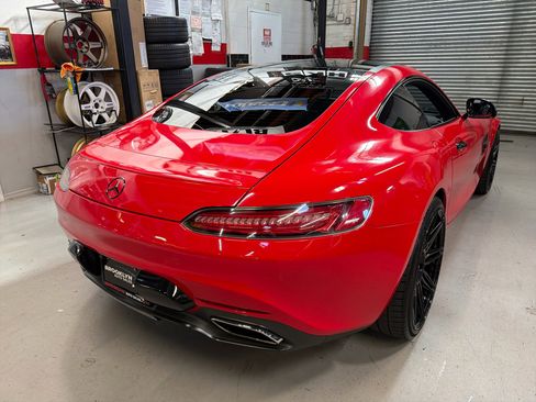 Used 2016 Mercedes-Benz AMG GT S image 5