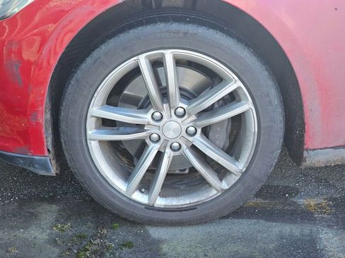 Used 2013 Tesla Model S Performance image 12