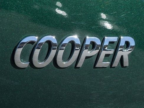 Used 2019 MINI Cooper 2-Door Hardtop image 5