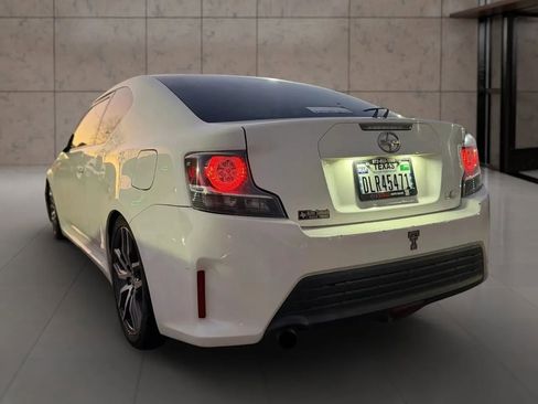 Used 2014 Scion tC image 5