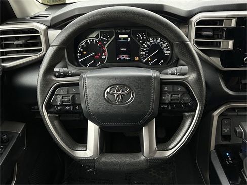 Used 2022 Toyota Tundra SR5 w/ Convenience Package image 12