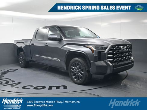 Used 2025 Toyota Tundra Platinum image 1