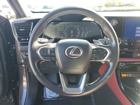 Used 2025 Lexus NX 250 NX 250 Premium image 18