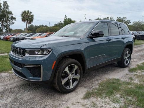 New 2026 Jeep Grand Cherokee Limited AWD/4WD image 7